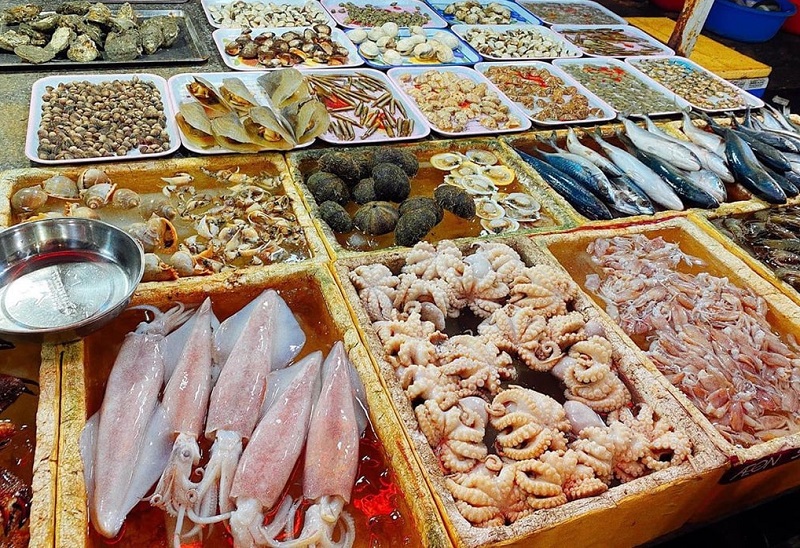 5 chợ hải sản Vũng Tàu nổi tiếng tươi ngon, sạch sẽ, siêu rẻ